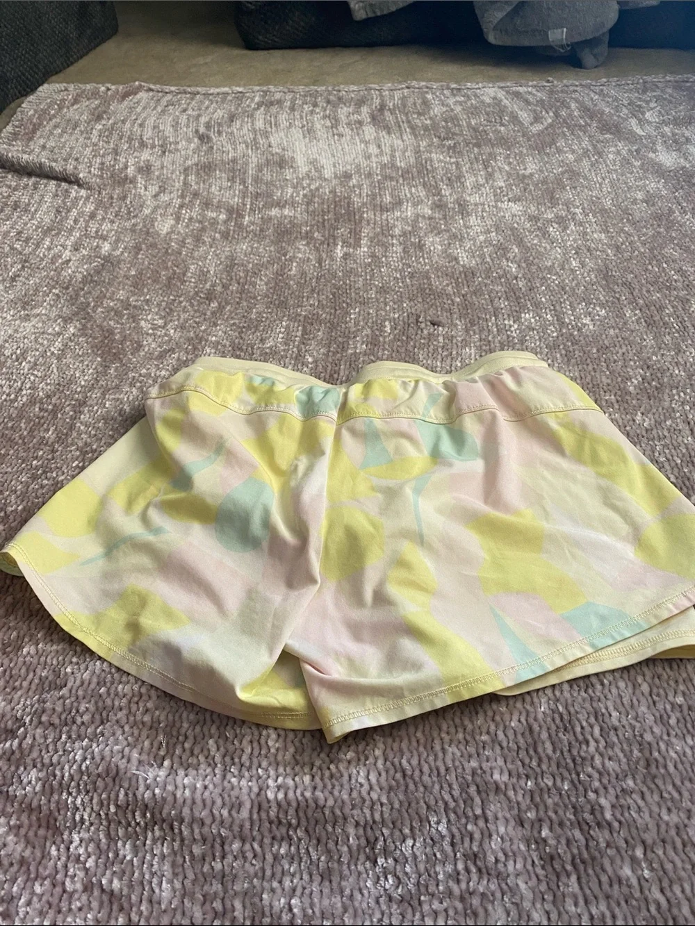 Light Yellow Pastel Print Women's Athletic Shorts